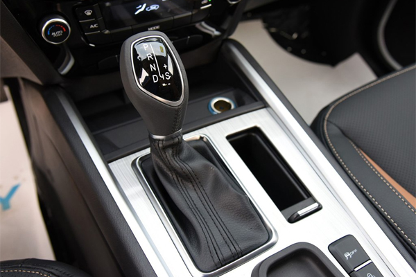 捷克地窖 类似大型“地下地窖”