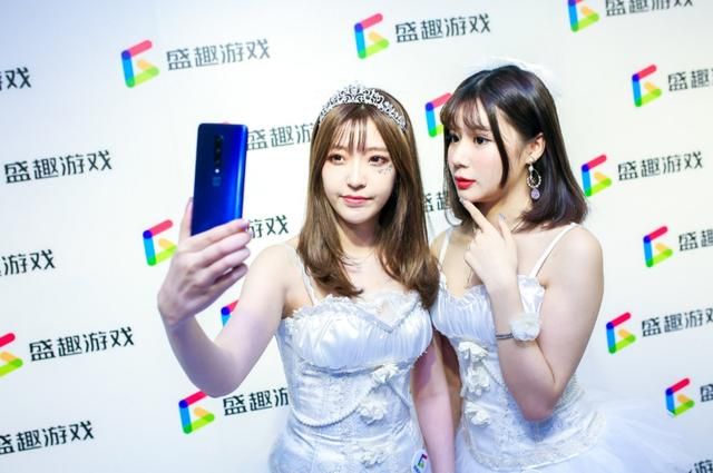 兄妹乱伦 操自己妹妹 大二 乱伦如果你有其他问题