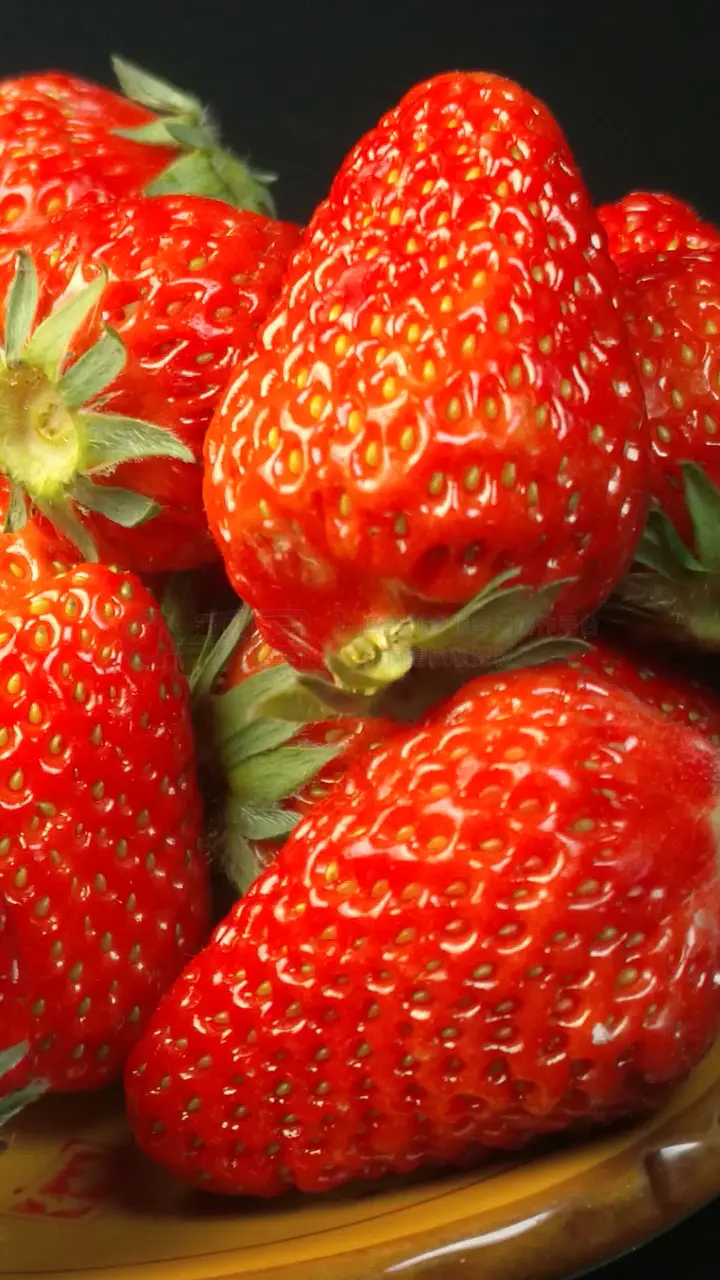 每日更新黑料网 速度上可能快于传统媒体海报