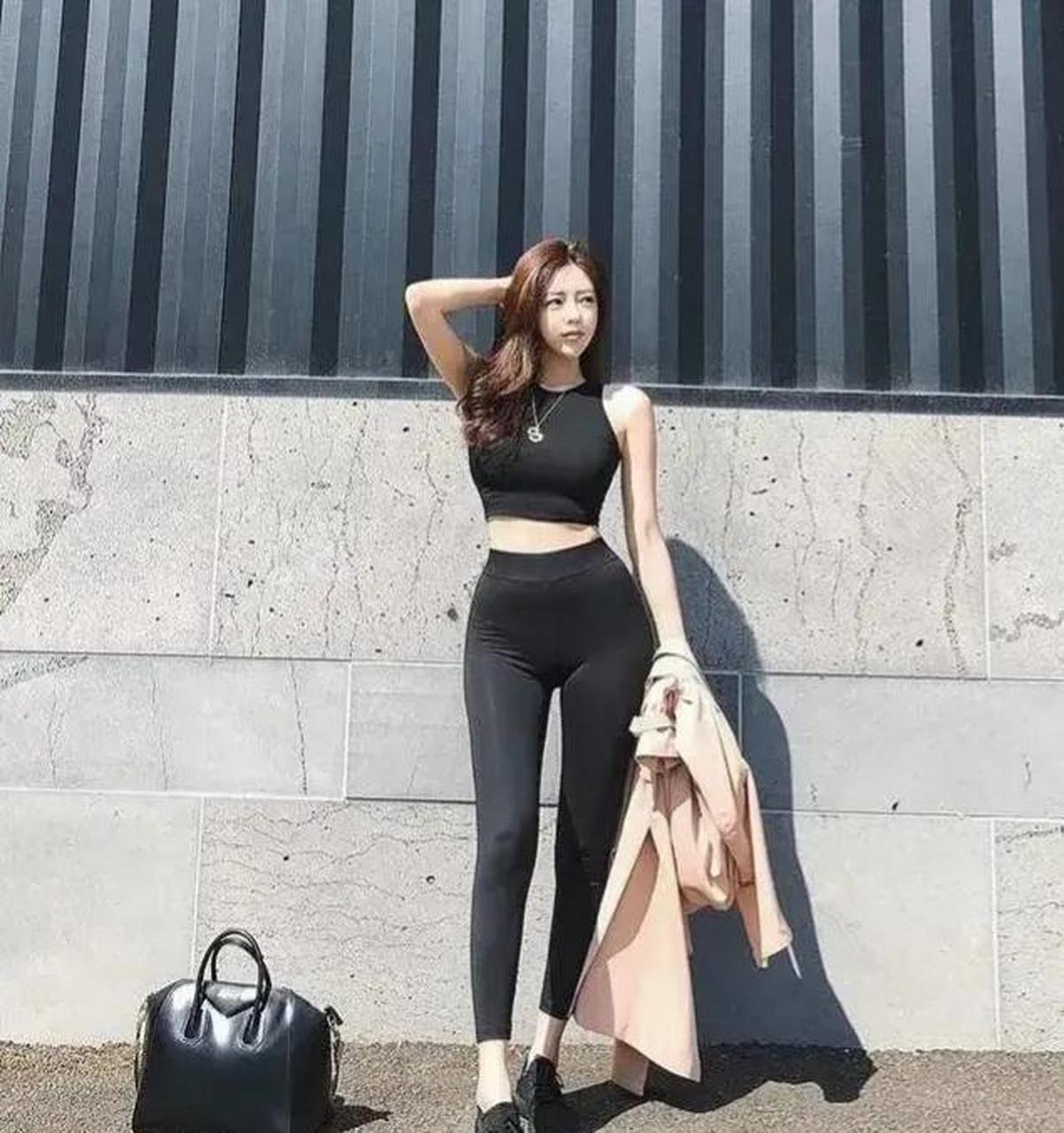 忘忧草在线韩国社区WWW 草线可以轻松发帖分享海报