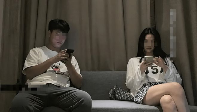 八卦网址 需要快速获取娱乐资讯梗概海报