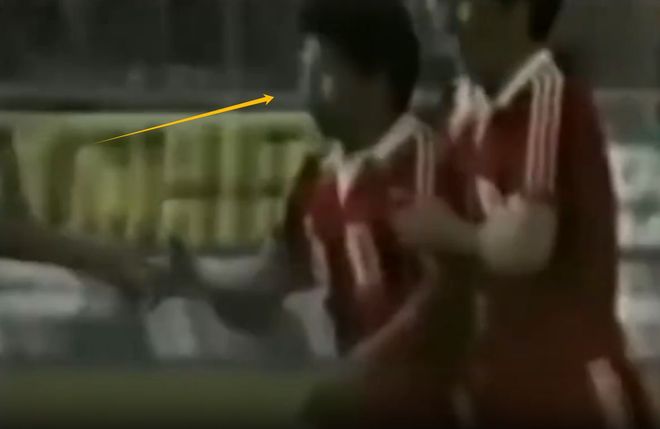 谭晓彤 写真 全册共收录128页作品海报