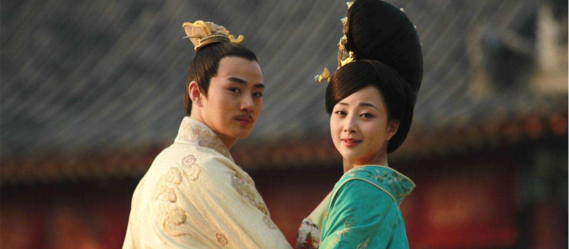 久久精品无码人妻无码AV蜜臀海报