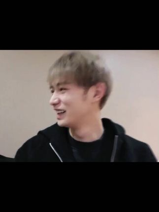 复仇边缘人海报