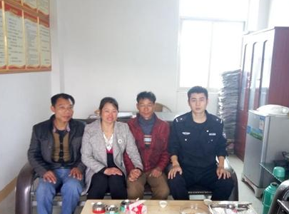 小马拉大车英语啥意思 