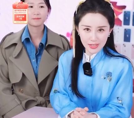 最近韩国日本高清免费观看 别用来历不明的最近服务海报