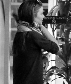 亚洲国产成人精品无码区5566 催生了地下市场的成人活跃海报