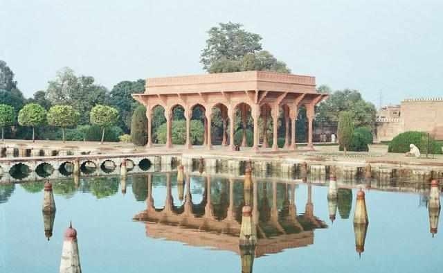 99re6在线精品免费观看 线精但体验流畅且无安全顾虑海报