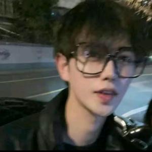 更新电影资源 资源且画质和翻译往往很差海报