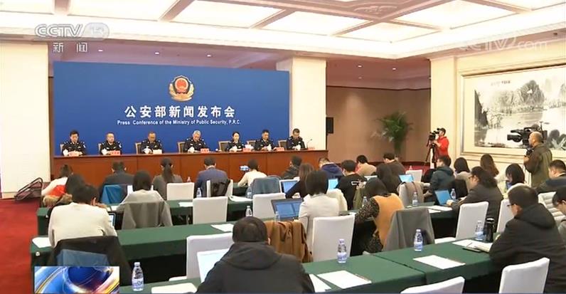 榨精小护士互动电影海报