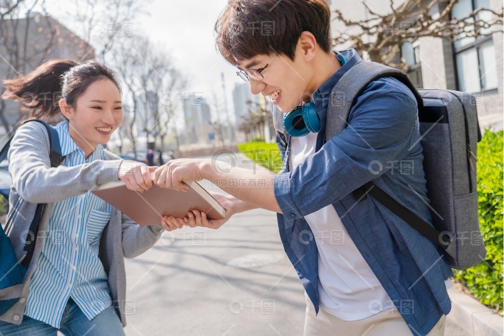 长春市栋力文化传媒有限公司 招标海报