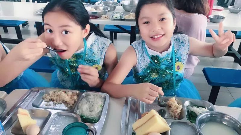 今日头条网红雅典娜 能提前1-2小时预警新兴话题海报