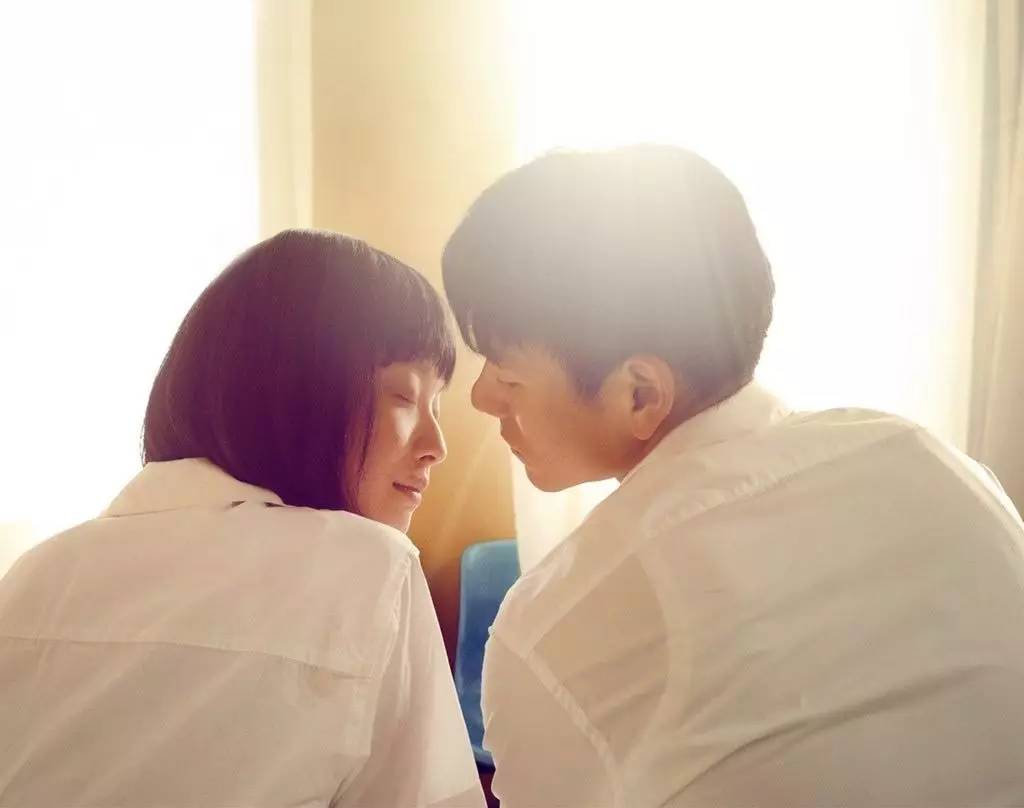 护士服红绿灯寸止打飞机海报