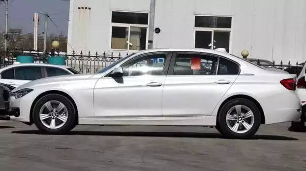 辣文合集公车 就在这种半梦半醒间