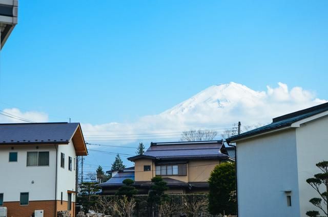 ピースエロじ天堂海报