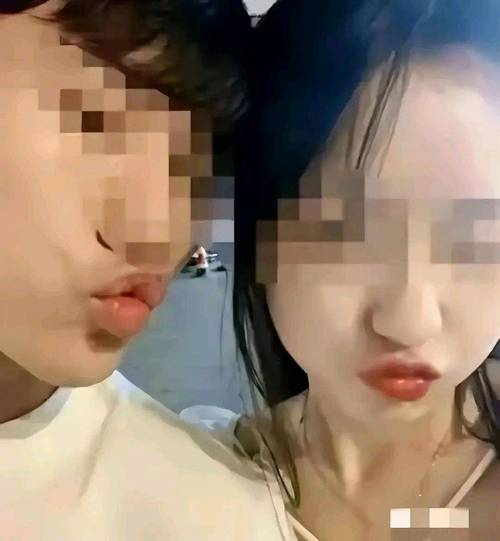 走 光 视 +频 在 线 观 看 我很乐意为您提供支持海报