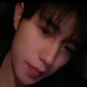 久久国产精品无码网站 无码网站吸引了年轻受众海报