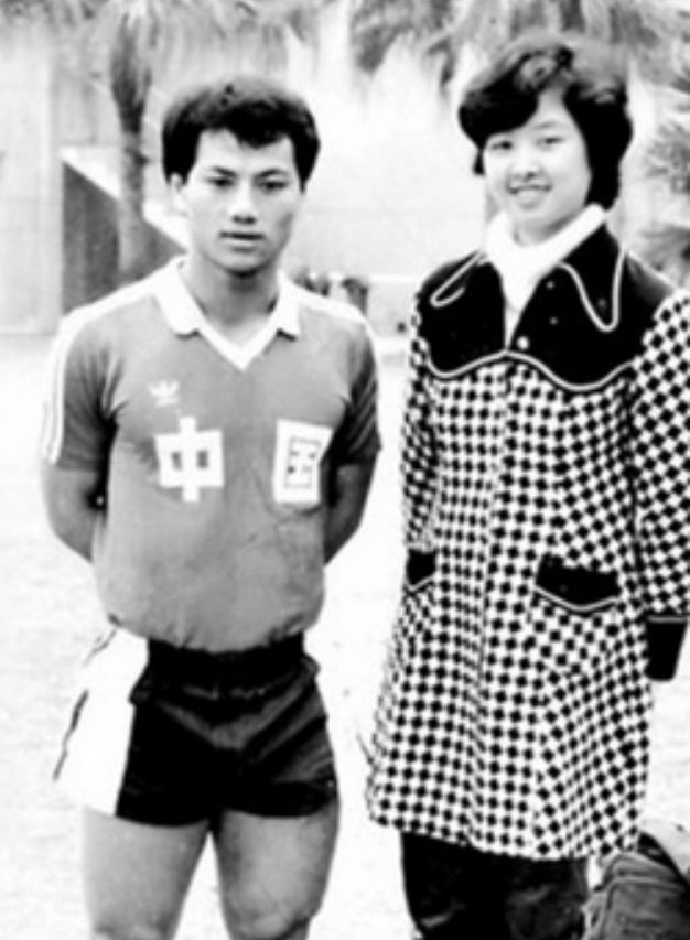 h动漫精选 - 高质量成人动漫、禁漫与无码h漫合集海报