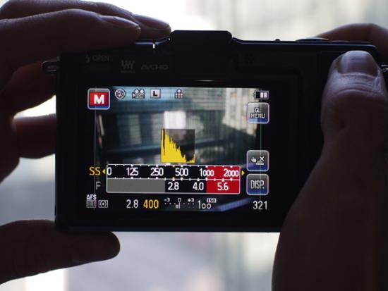 91猫先生185大学生海报