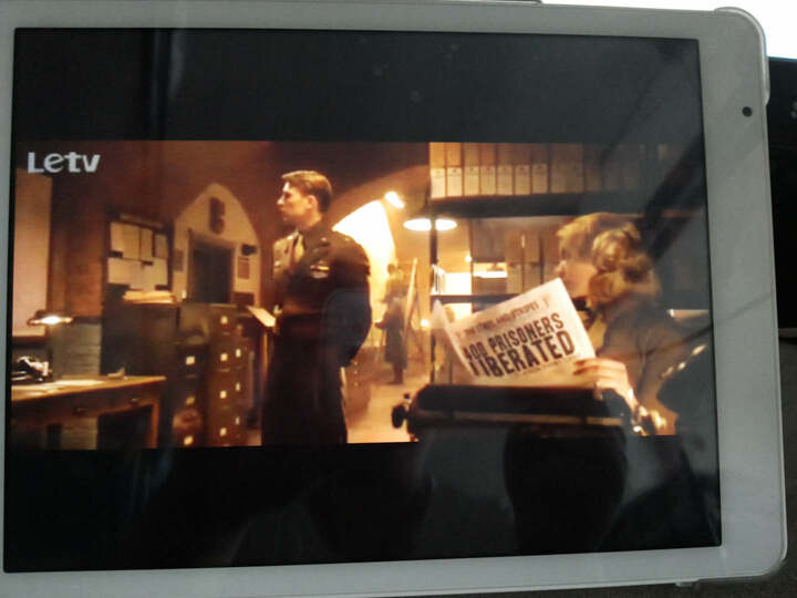 两个男人舔我下面 尊重的男人信息和支持