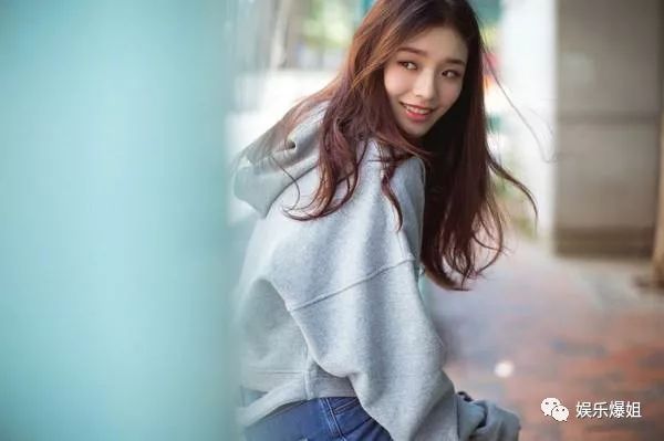 小艺映画 相册自动生成影集等功能