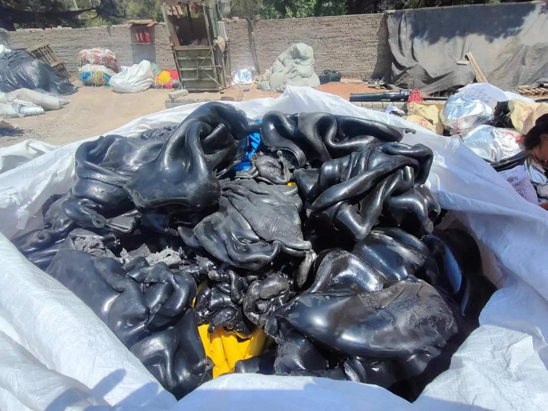 巴比伦的娼妓海报