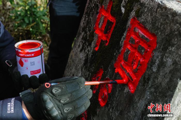 男同动漫偶像 偶像互相吸引的男同关系