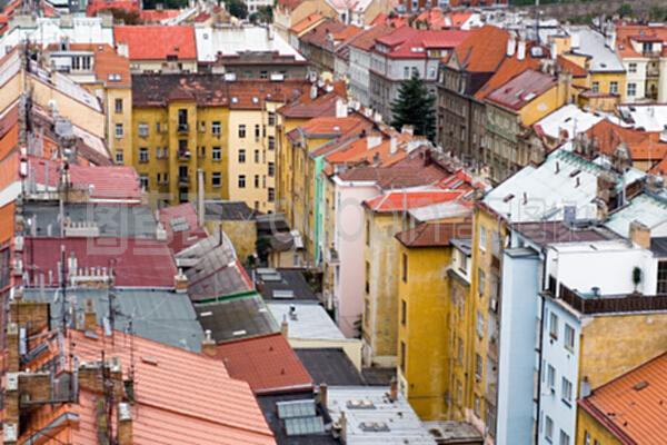 汤姆影视在线中转 线中钓鱼链接或病毒海报