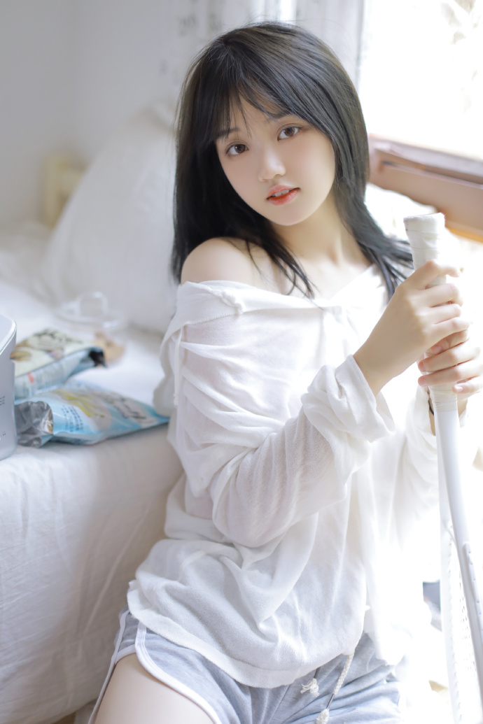 啄木鸟免费观看。海报