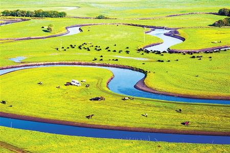 漫画family4 描述一下画风或某个场景