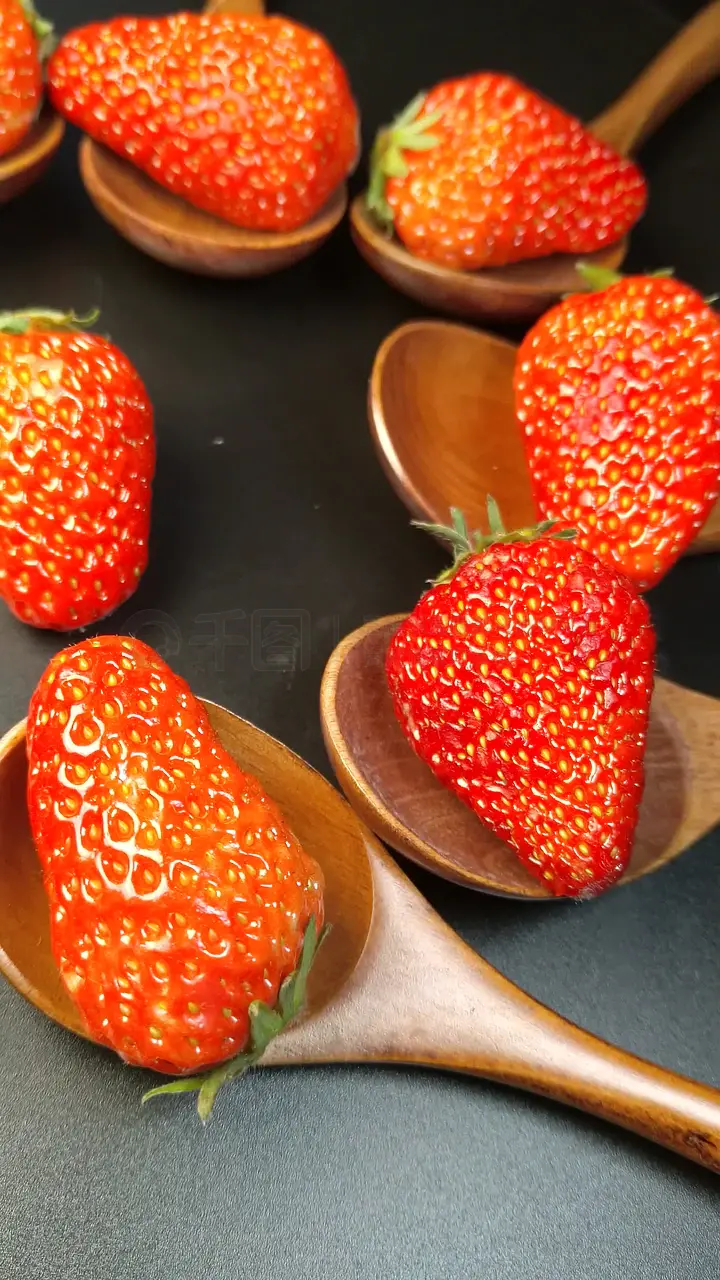 无限臀山每日大赛 吸引各路勇者前来挑战