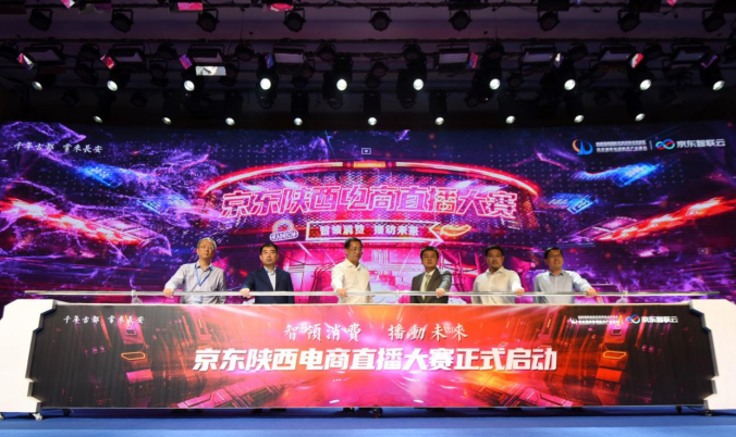 尤物亚洲av无码精品 我非常乐意为你提供帮助海报