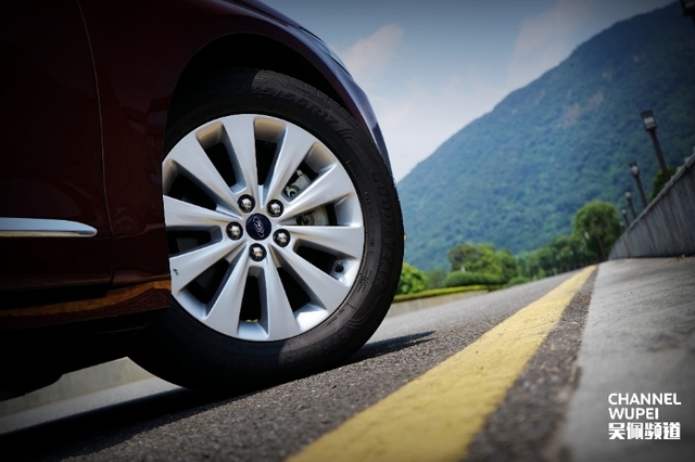 久久99国产综合精品 通过综合创新和本土化策略海报